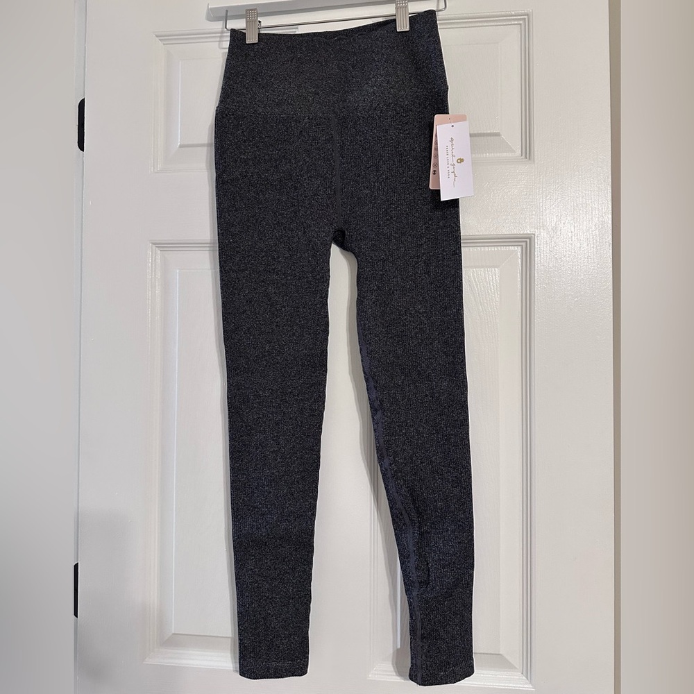 Spiritual Gangster love sculpt heather seamless leggings NWT grey